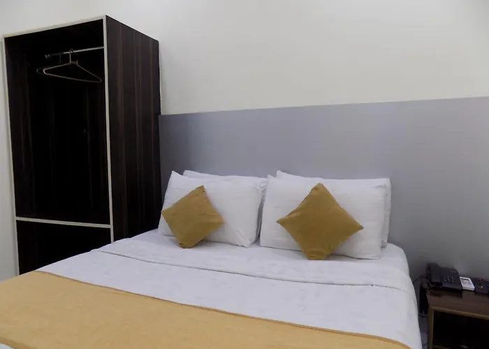 Maha Residency Bed & Breakfast Mumbai